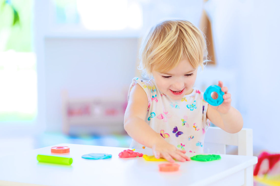 The Ultimate Guide to a Screen-Free Summer with Kids - Things4Kidz